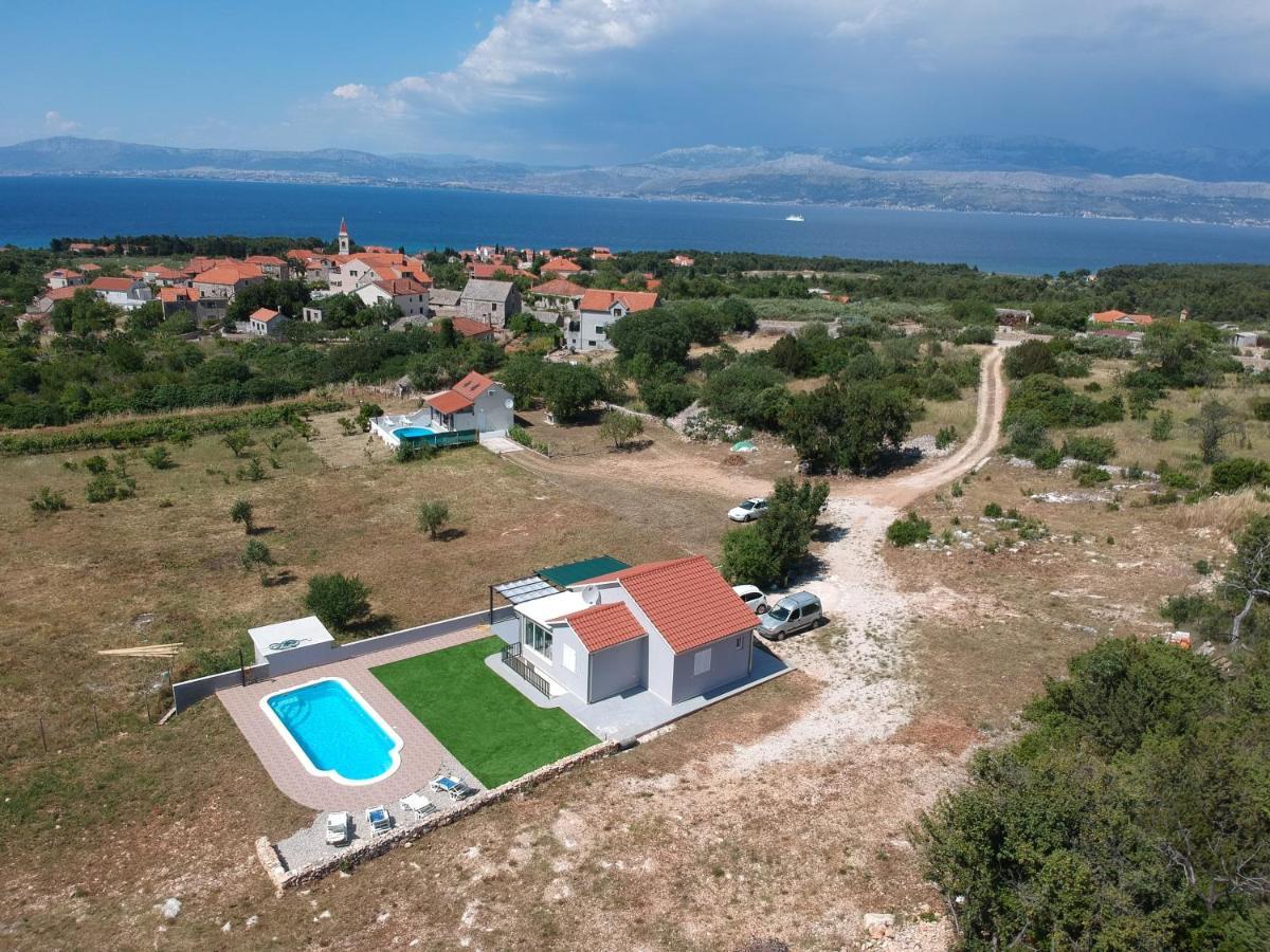Nane Garden House With Heated Pool Villa Mirce Dış mekan fotoğraf