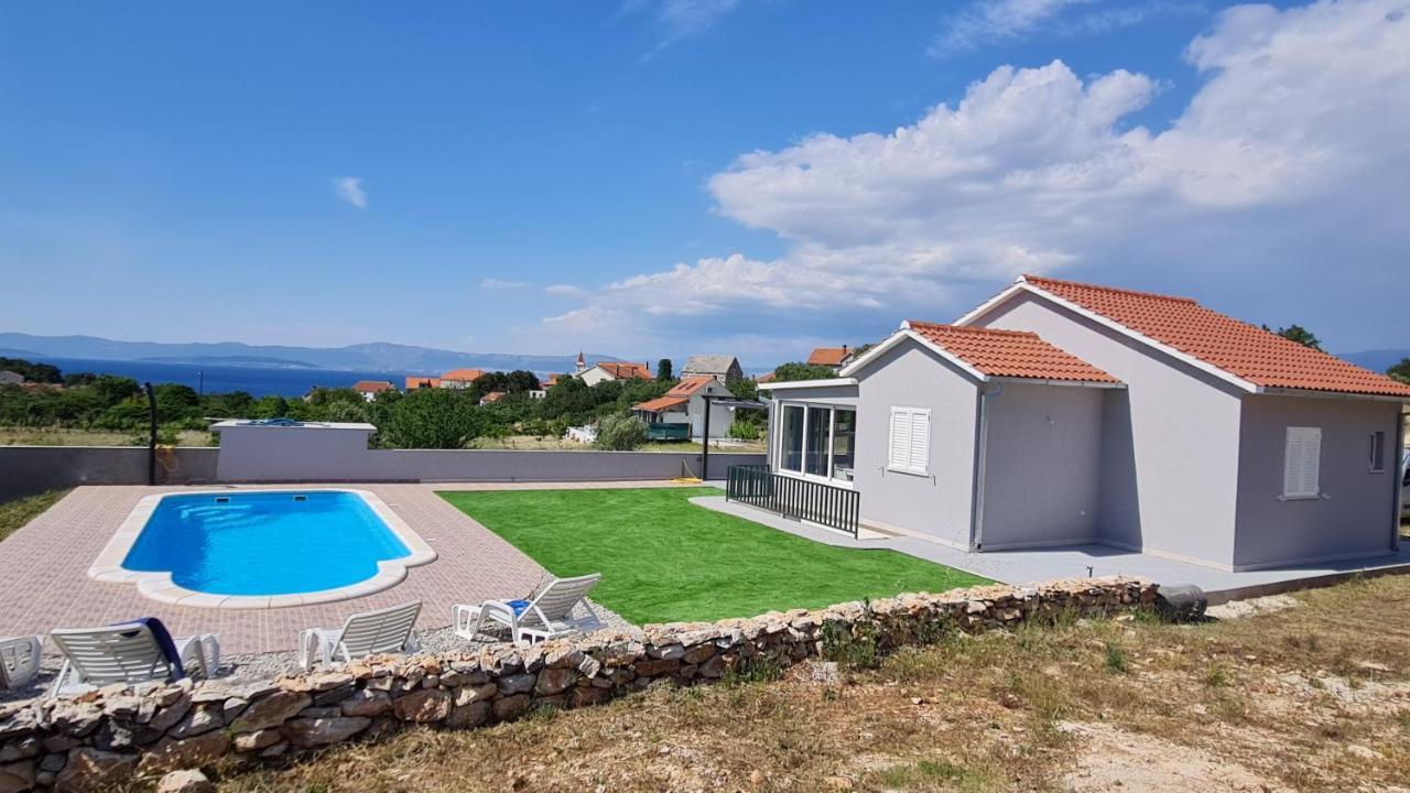 Nane Garden House With Heated Pool Villa Mirce Dış mekan fotoğraf