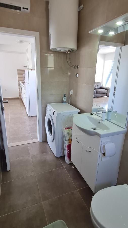 Nane Garden House With Heated Pool Villa Mirce Dış mekan fotoğraf